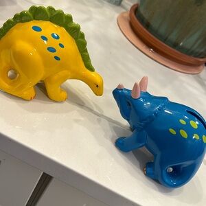 Dino banks!  Set of two for that little saver or Dino lover!